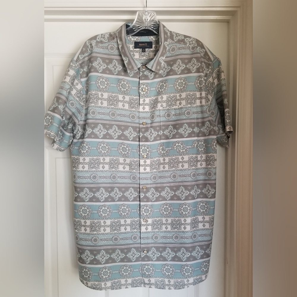 Men's XL Roark short sleeved button down shirt